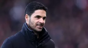 Арсенал е фаворит за подписа на Шави Симонс, който е оценяван на 70 милиона евро