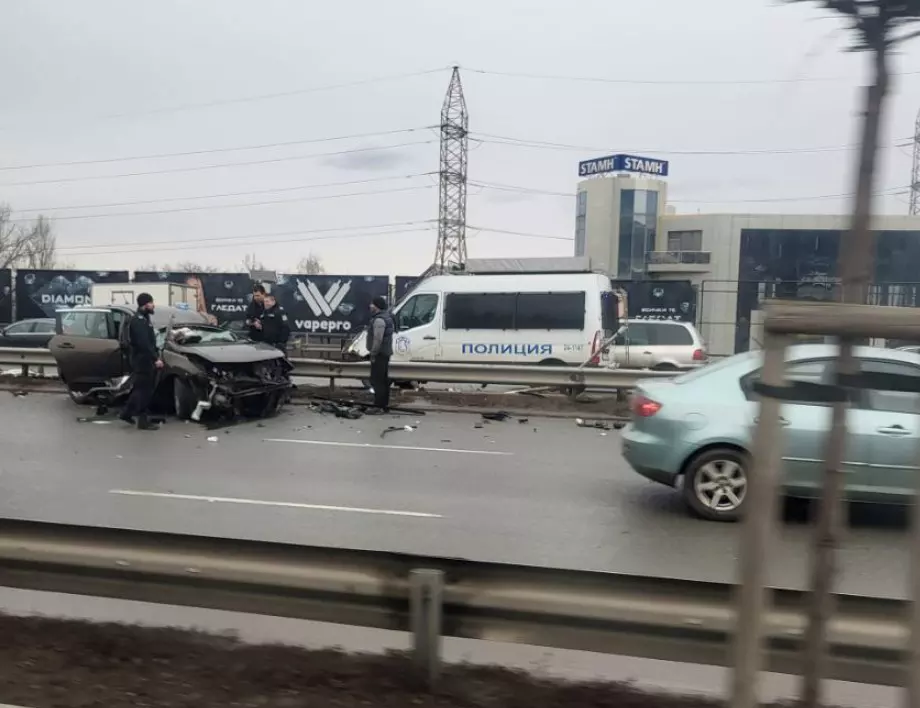 Тежка катастрофа на Околовръстното в София (СНИМКА)