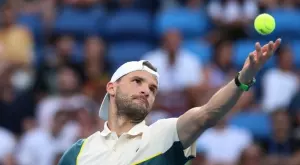 {{ otherArticle[0].article.title }}