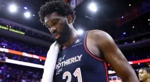 70-те точки на Джоел Ембийд му отредиха място до величия като Коби Брайънт и Уилт Чембърлейн