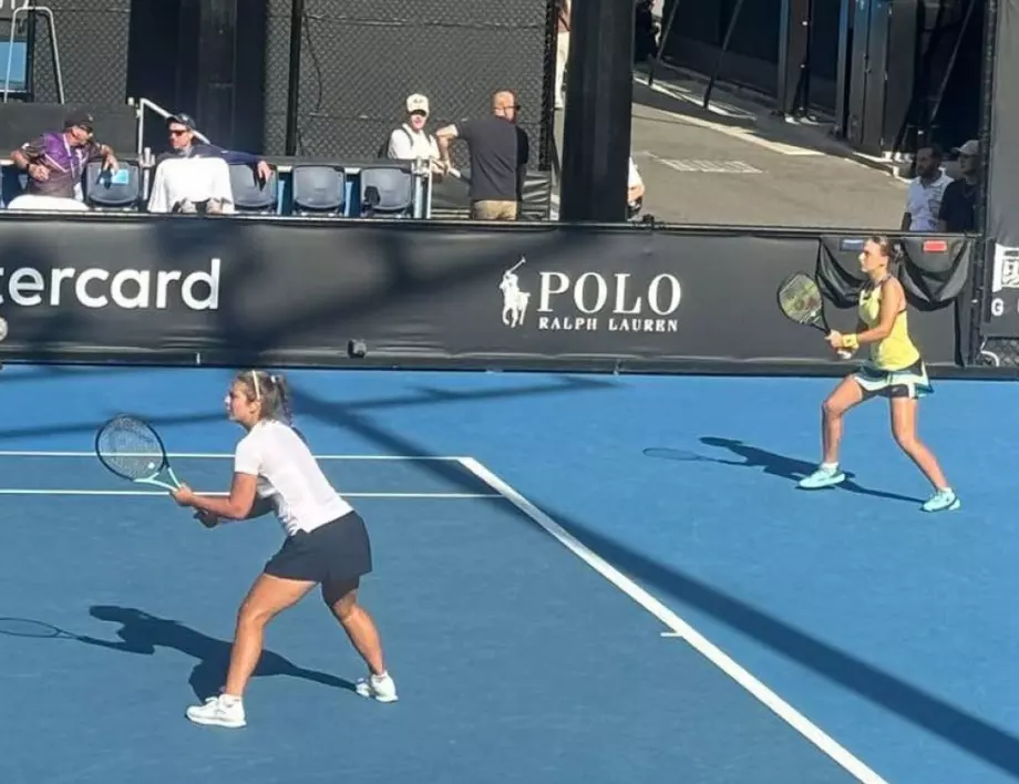 16-годишна българка прави фурор на двойки на Australian Open