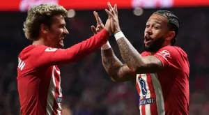 Валенсия не успя да спре Атлетико Мадрид и Барселона страда за класирането в Ла Лига (ВИДЕО)