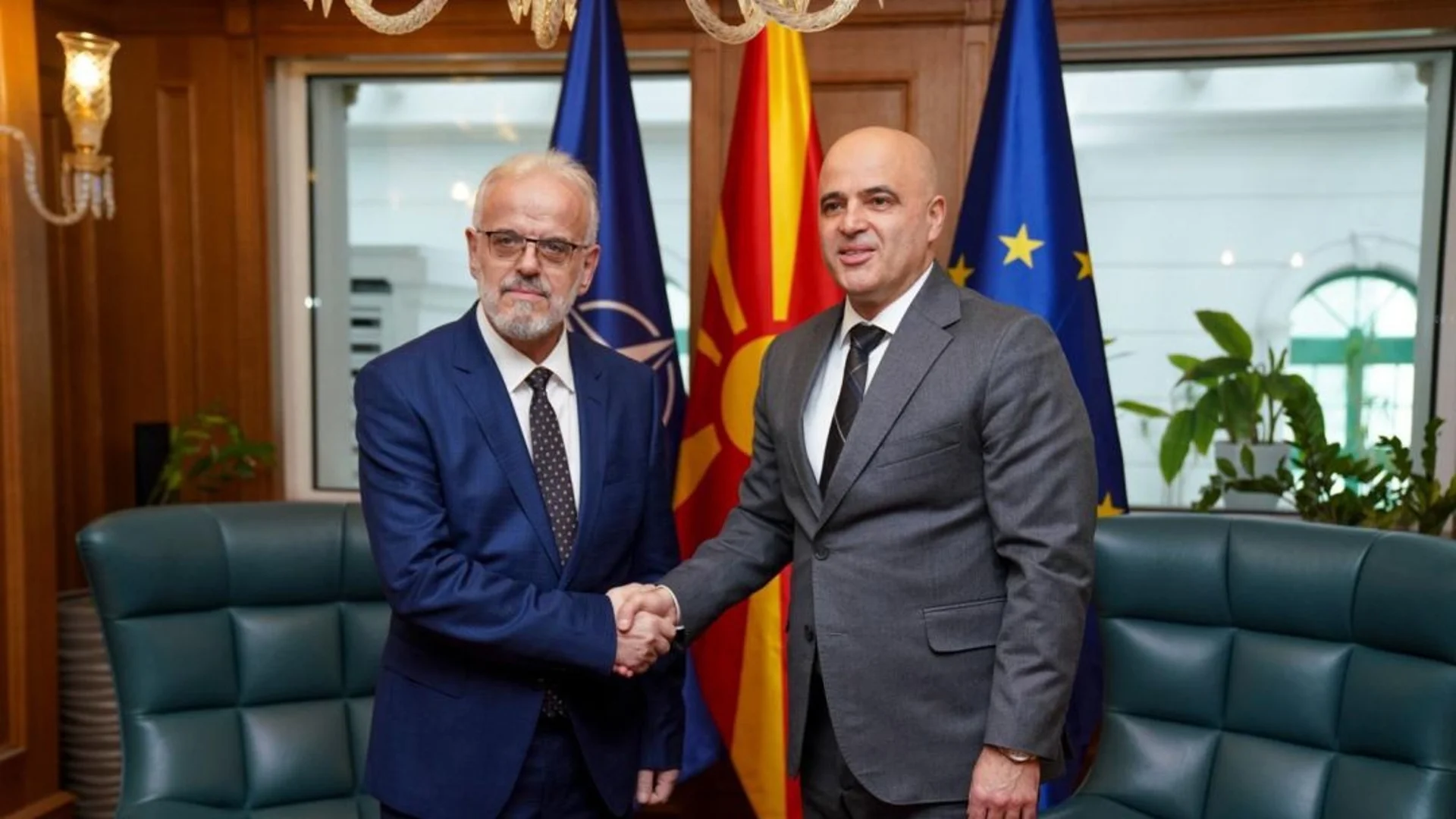 Талат Джафери пое премиерския пост в Северна Македония