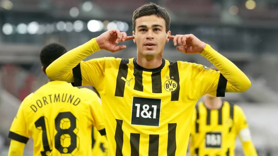 21-годишен футболист на Борусия Дортмунд ще подсили клуб от английската Висша лига