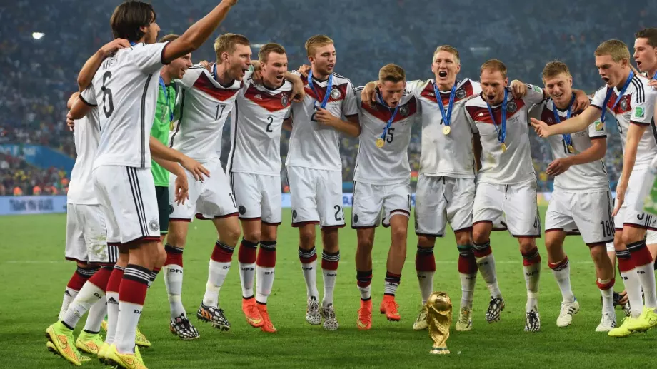 Сензационно: Отказалият се Тони Кроос се завръща за Германия на Евро 2024?