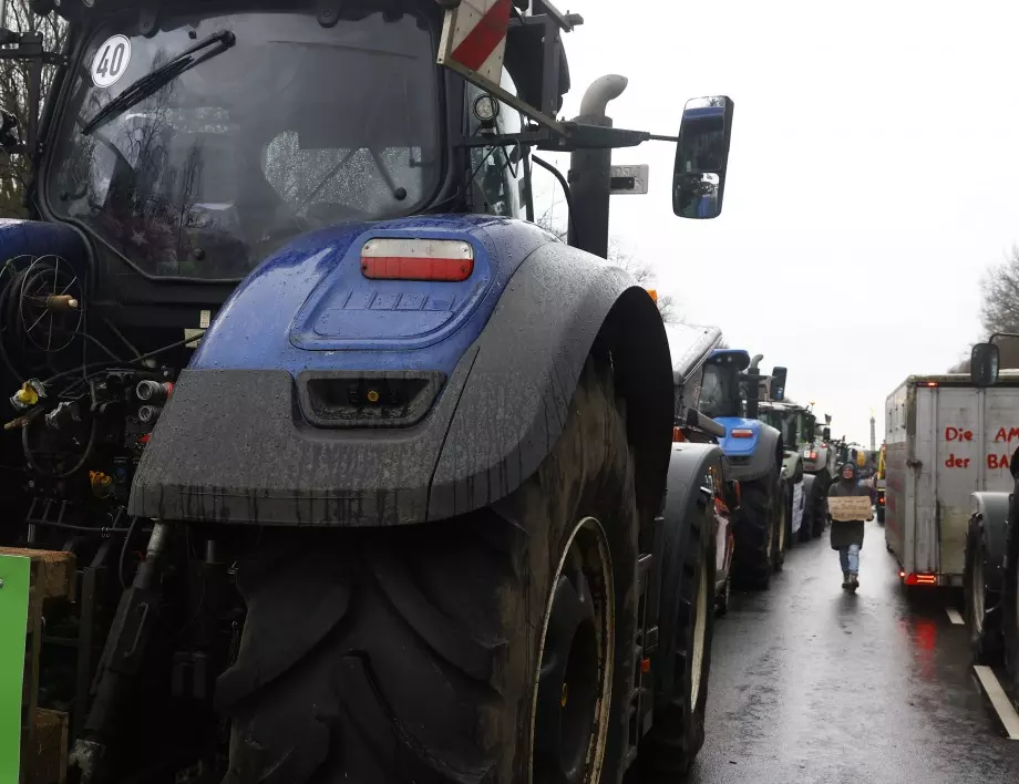С трактори към Рим: Италианските фермери готвят блокада 