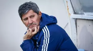 {{ otherArticle[0].article.title }}