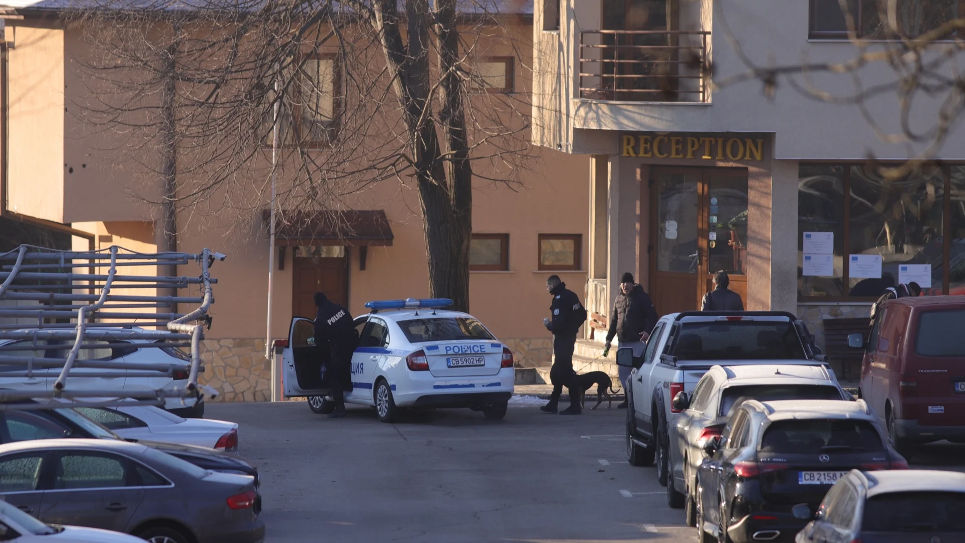 Имало ли е образувани производства срещу Нотариуса, питат от ПП-ДБ