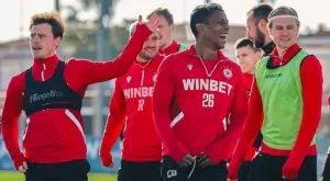 {{ otherArticle[0].article.title }}