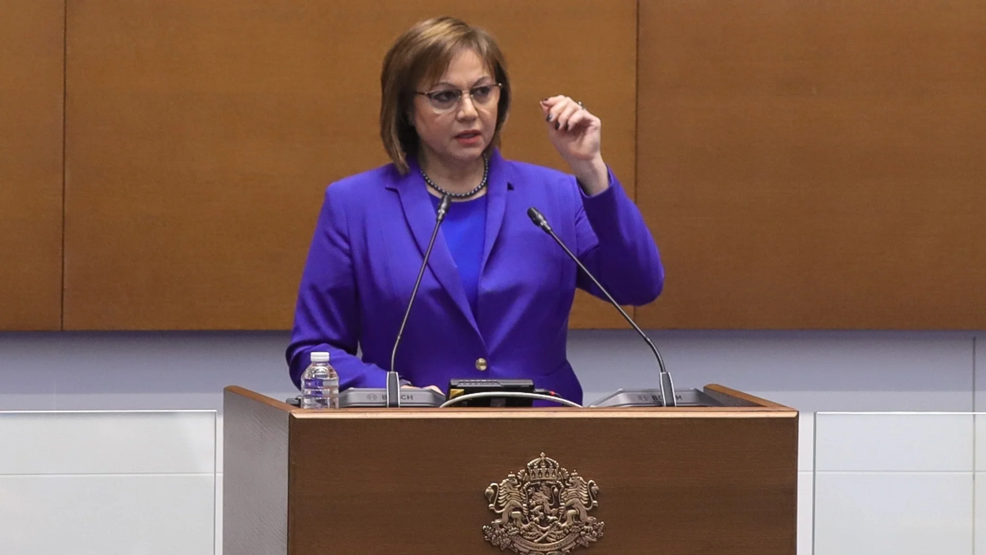 Корнелия Нинова: Задкулисието седна на първия ред и стана предкулисие (ВИДЕО)