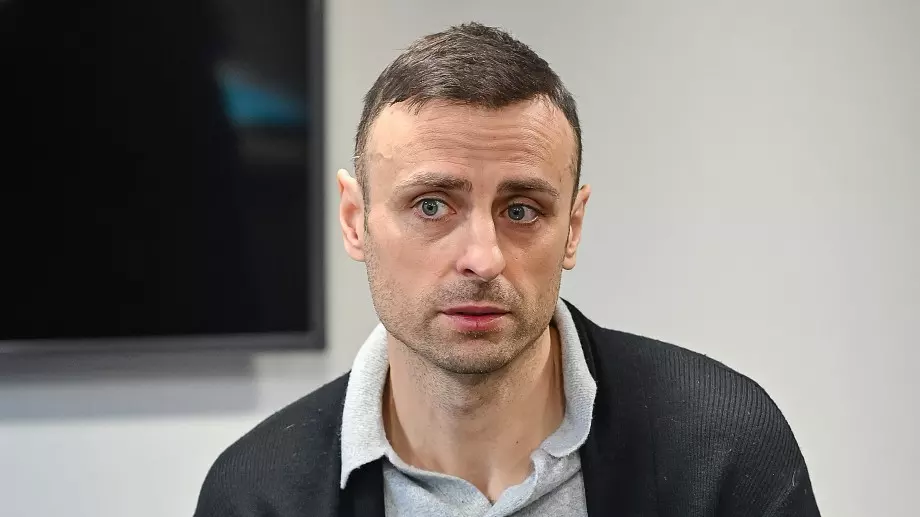 Георги Градев настоява Стилиян Петров да бъде издигнат за БФС: Бербатов, ако е мъж, да отстъпи