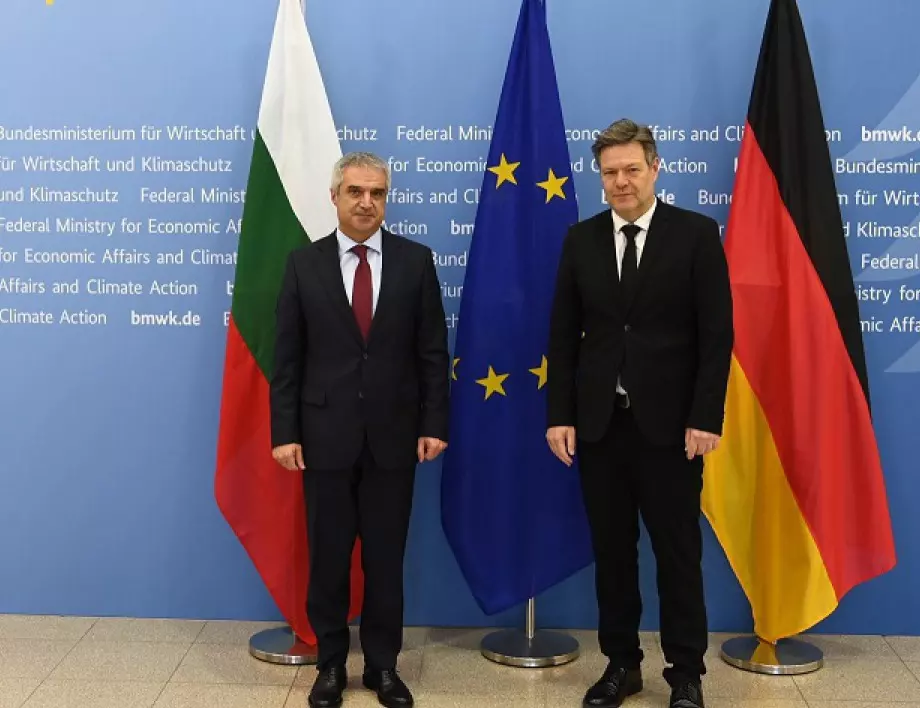 Министър Радев: България има потенциал да произвежда зелен водород за Западна Европа