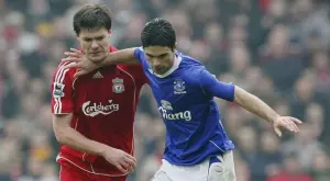 Ако поеме Ливърпул, Шаби Алонсо ще води люти битки с приятеля си от детството - Артета