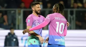 Милан отказа Славия за 36 минути, но ключов играч се контузи лошо (ВИДЕО)