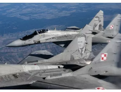 Полша предупреди за повишена активност на военните си самолети по източната си граница