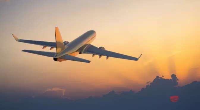 Заради пияни пътници: Отклониха самолет от Лондон до Ню Джърси