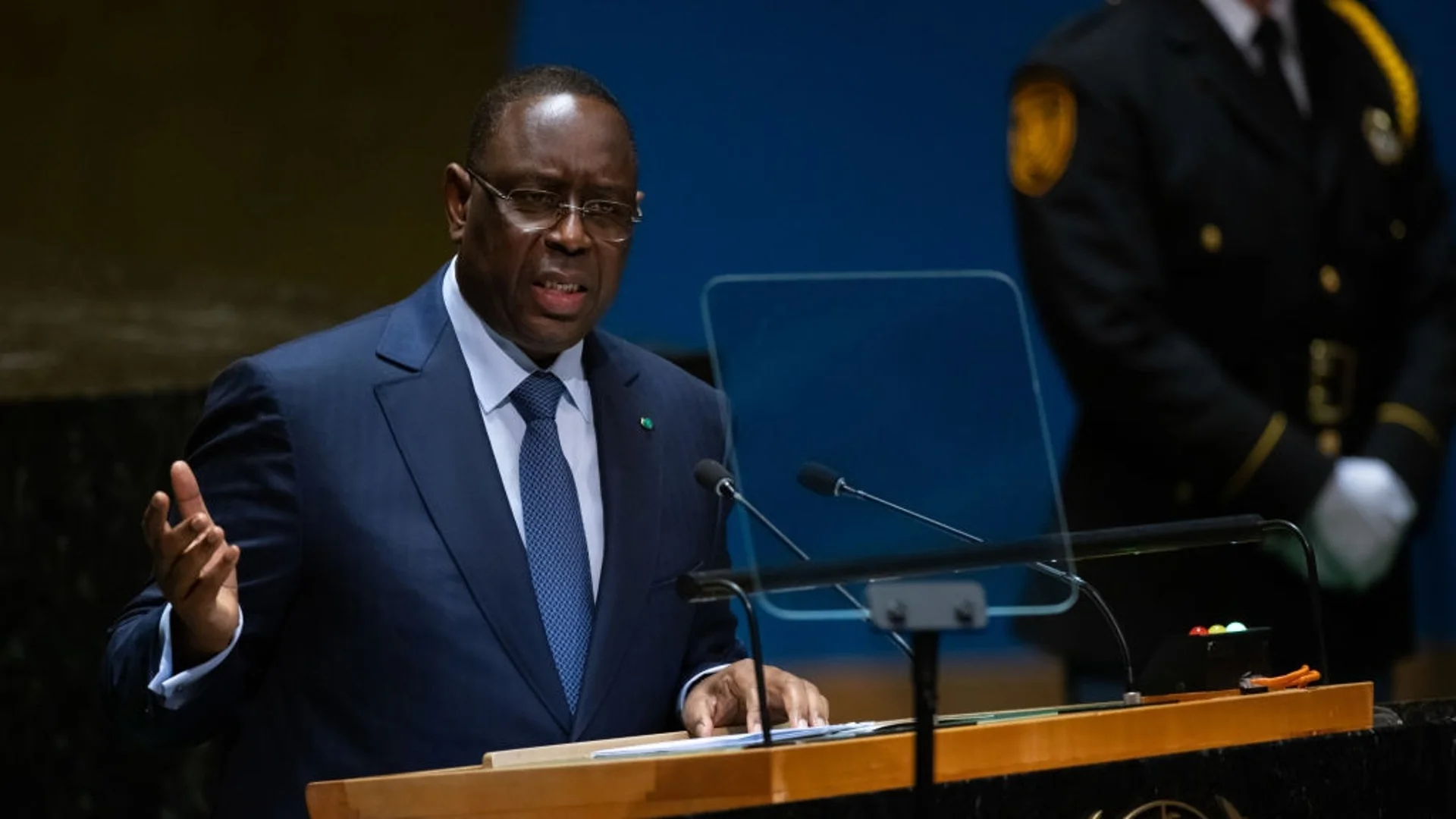 Бастионът на демокрацията в Западна Африка рухва: Готви ли се диктатура в Сенегал? (ВИДЕО)