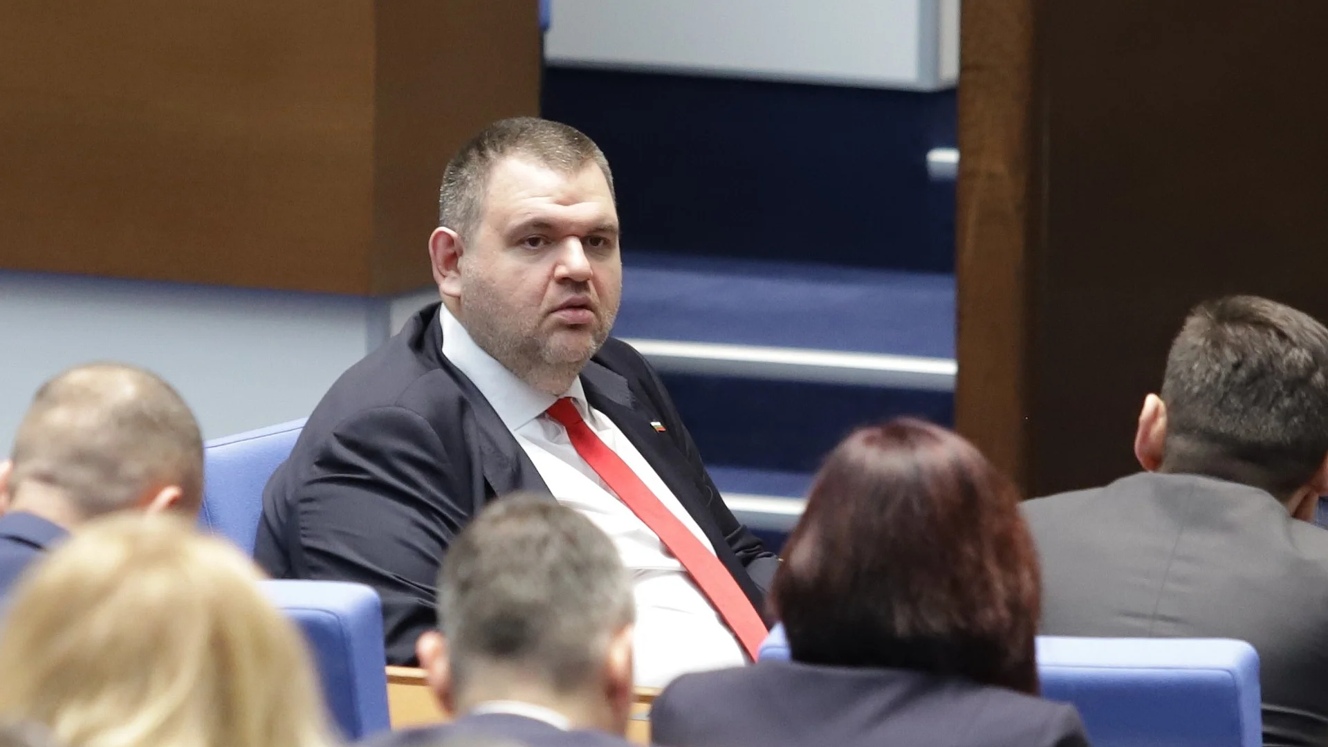 Кой ще е външен министър след ротацията? Пеевски се произнесе (ВИДЕО)