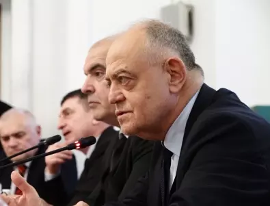 Атанасов намекна, че президентът е свързан със схемата за българските паспорти (ВИДЕО)