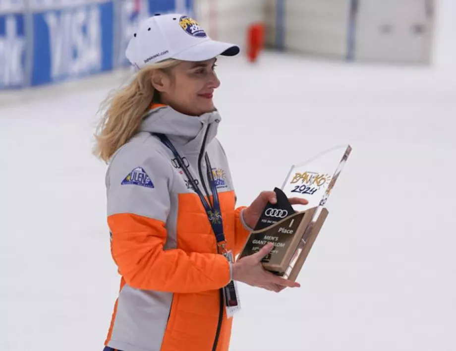 Министърът на туризма награди Марко Одермат на Световната купа по ски в Банско