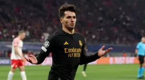 {{ otherArticle[0].article.title }}