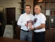 Кметът на Самоков се срещна с Христо Стоичков