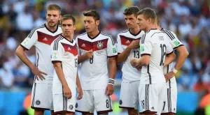 Това той ли е? Световен шампион и бивш ас на Реал Мадрид не прилича на себе си (ВИДЕО)