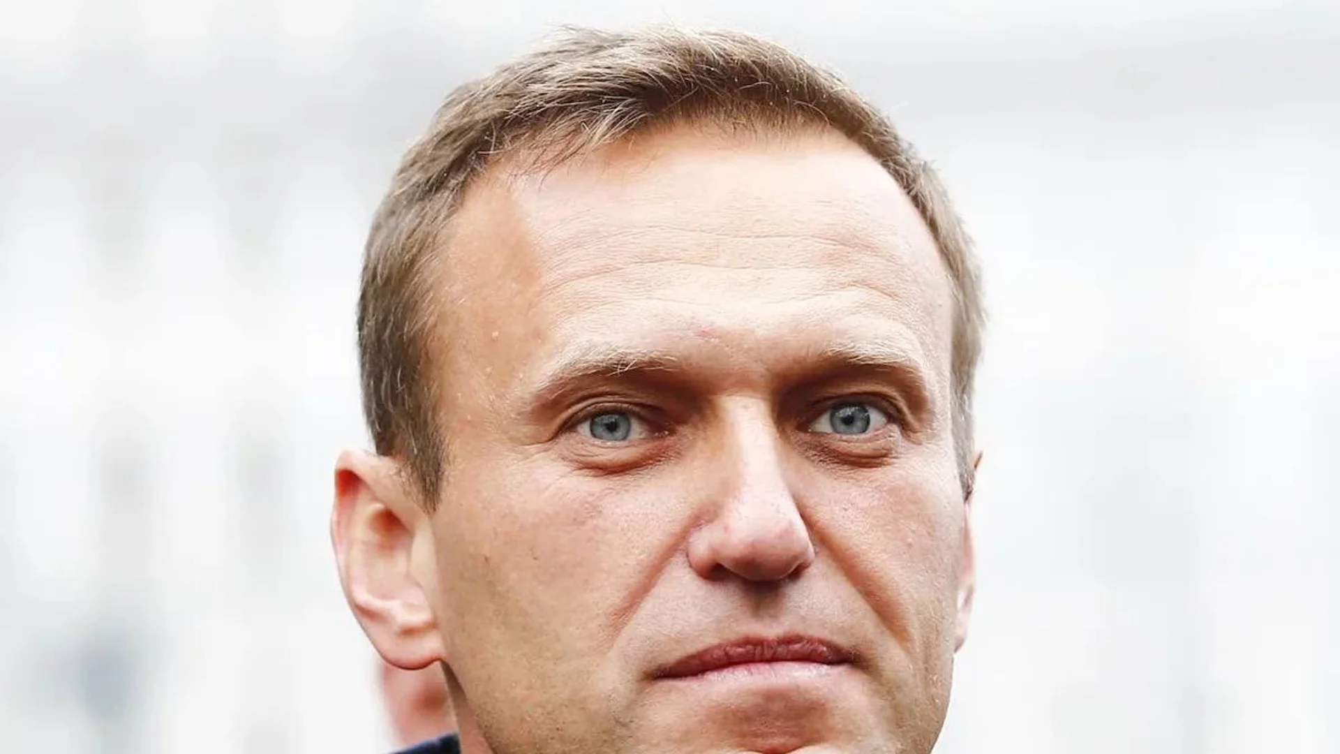 Руският свещеник, който искаше да отслужи панихида за Навални, е арестуван и е получил инсулт (СНИМКА)