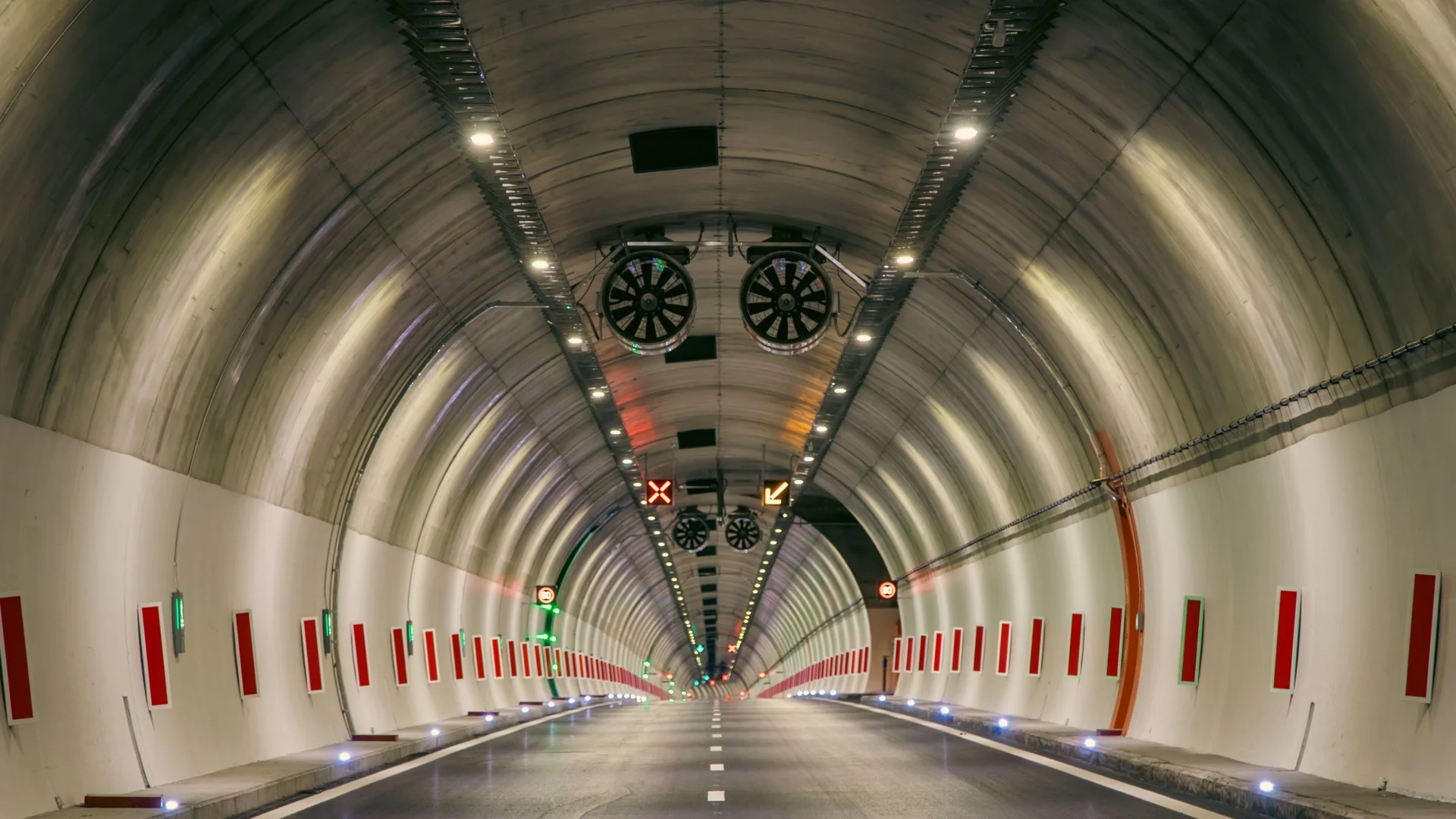 МРРБ с пълна справка за плащанията по изграждането на тунел „Железница“