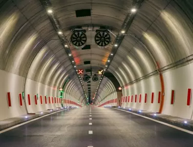 МРРБ с пълна справка за плащанията по изграждането на тунел „Железница“