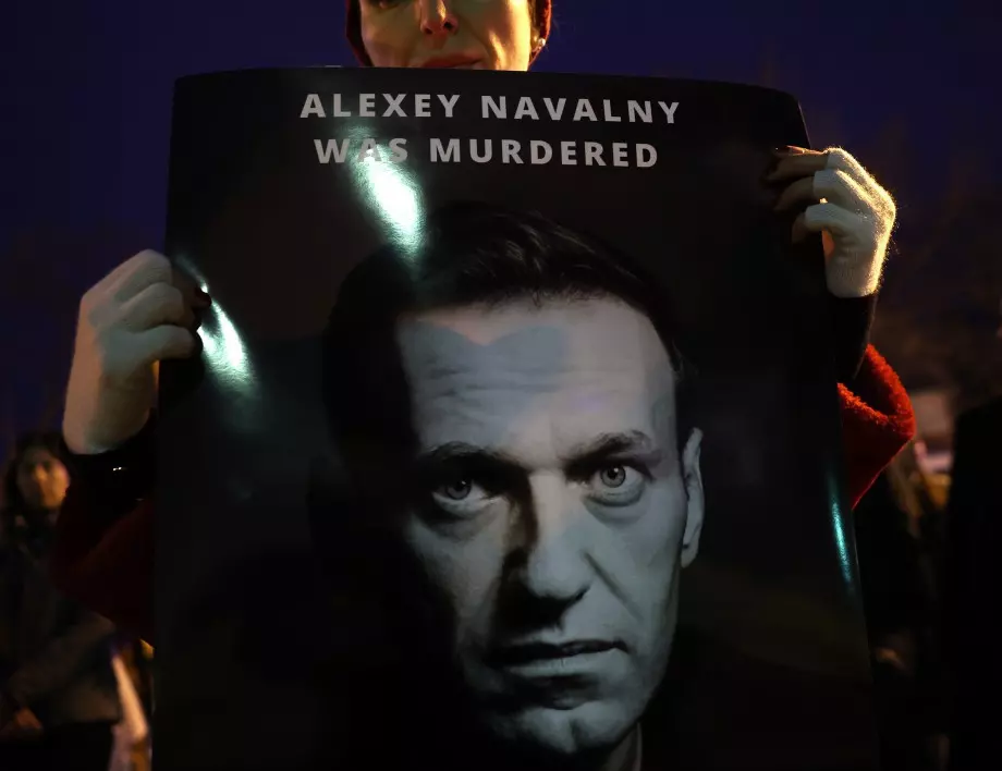 Нападнаха съюзник на Алексей Навални в изгнание
