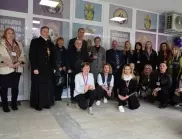 Бургас откри първата в страната социална градина за възрастни хора с деменция