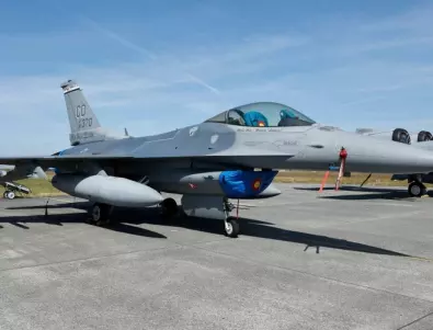 Украинските пилоти продължават обучението си на изтребители F-16 (ВИДЕО)