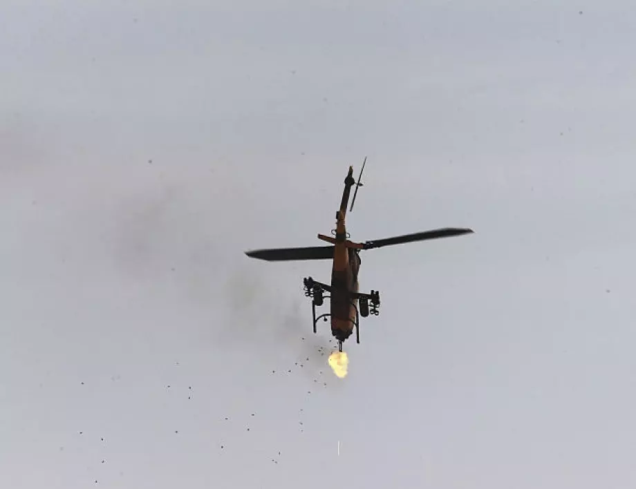 Още един свален руски хеликоптер, Z-пропагандистите подозират приятелски огън и искат вече наказания