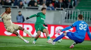 Мачът с Лудогорец бил един от най-трудните за вратаря на Сервет, Коня пък предвидил грешката на Клод Гонсалвеш 