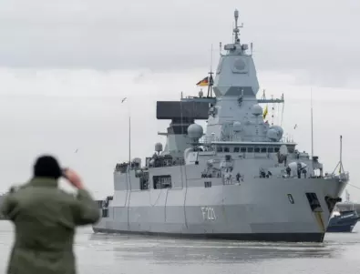 Нидерландия изпраща фрегата с военнослужещи в Червено море заради хутите