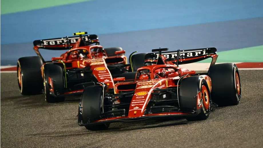 Ферари ще атакува втора поредна победа във Формула 1 с интересна промяна по болида
