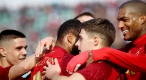 {{ otherArticle[0].article.title }}