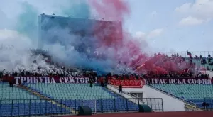 "И по пример от Москва" - фенове на Левски се присмяха на фенове на ЦСКА 