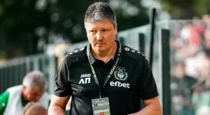 Брутален, но справедлив Любо Пенев: Играхме срещу 14 човека, няма промяна в БФС! (ВИДЕО)