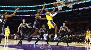 Невероятно, но факт: Сакраменто Кингс взе само една четвърт срещу Лос Анджелис Лейкърс, но спечели мача (ВИДЕО)