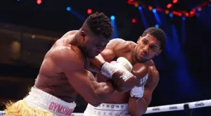 След като бе унищожен от Антъни Джошуа: Ясен е следващият съперник на Франсис Нгану (ВИДЕО)