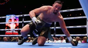 Въпреки 2 нокдауна: Джоузеф Паркър доминира и взе нов голям скалп след този на Уайлдър (ВИДЕО)