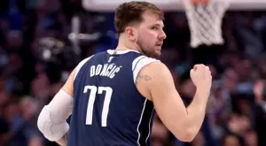 Далас Маверикс се справи с Детройт Пистънс, а Лука записа исторически трипъл-дабъл (ВИДЕО)