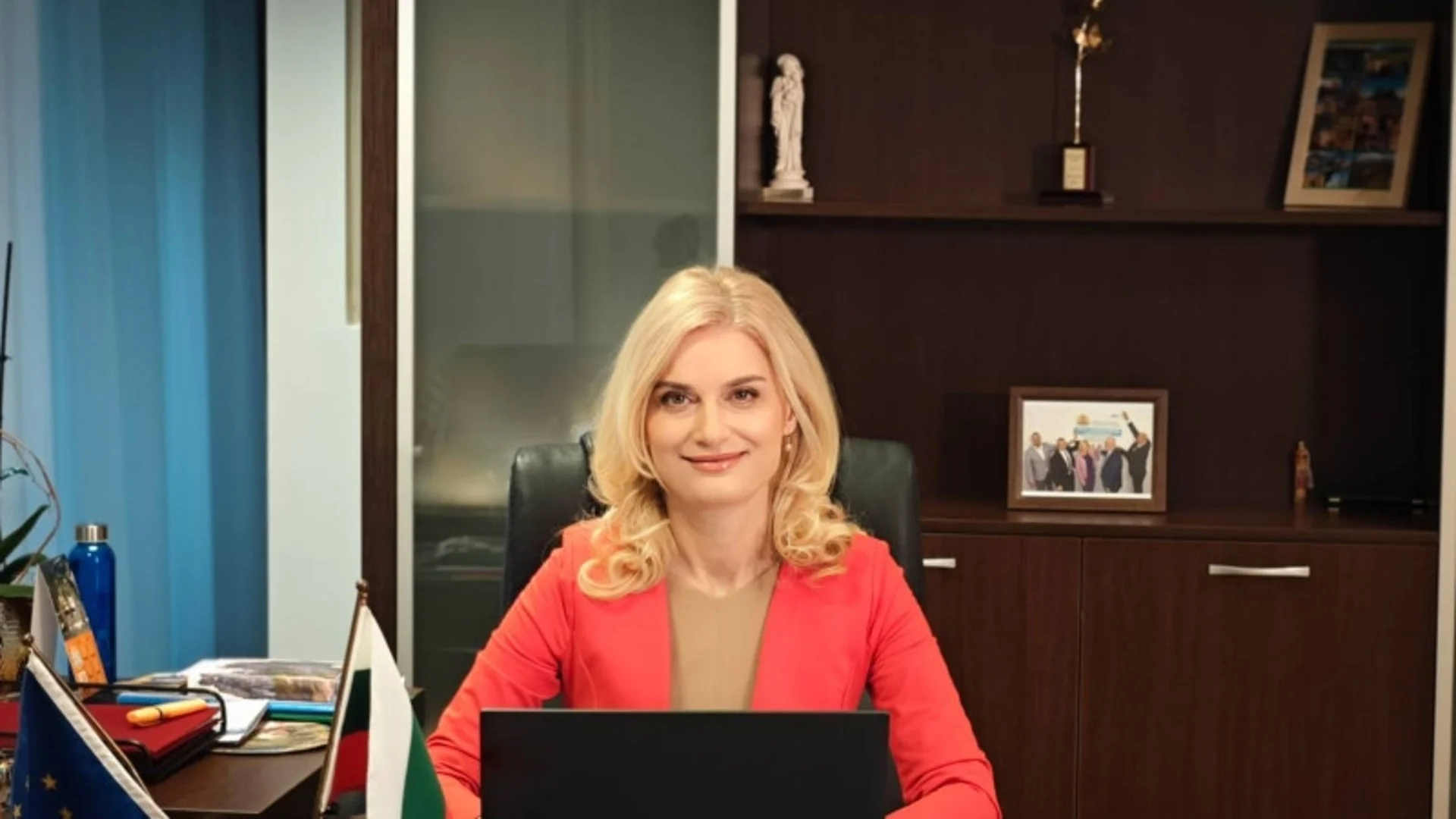 Министър Динкова ще открие 40-тото юбилейно издание на международното туристическо изложение Ваканция & СПА Експо 2024