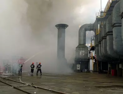 Руски рафинерии в пламъци: Пак добро утро по украински за Путин (ВИДЕО)