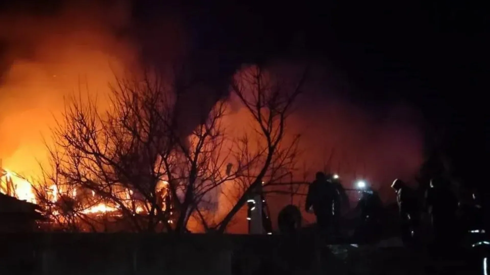 Руски удар с дрон по Виница разруши жилища и взе жертви (ВИДЕО)