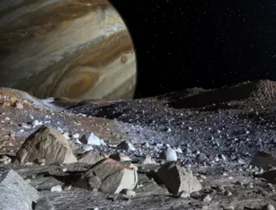НАСА ще изпрати съобщение до извънземните на ледената луна Европа