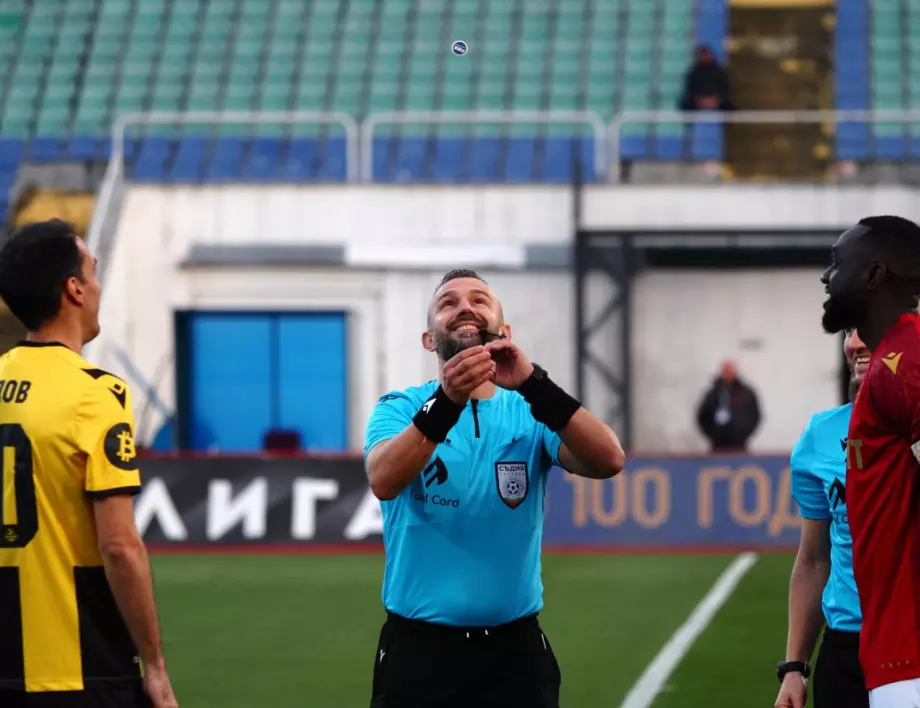 Ботев Пловдив скочи срещу съдиите след тежката загуба от ЦСКА (ВИДЕО)
