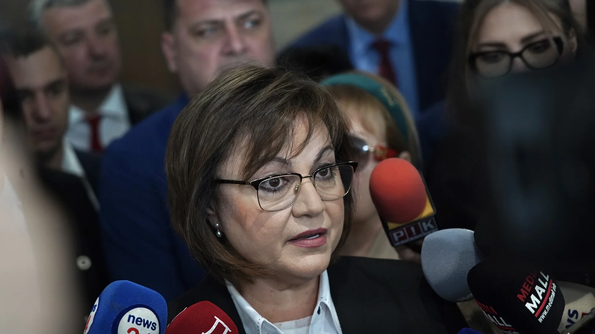 Нинова е изненадана от Борисов, че не дава кадри на ГЕРБ за служебни премиери (ВИДЕО)
